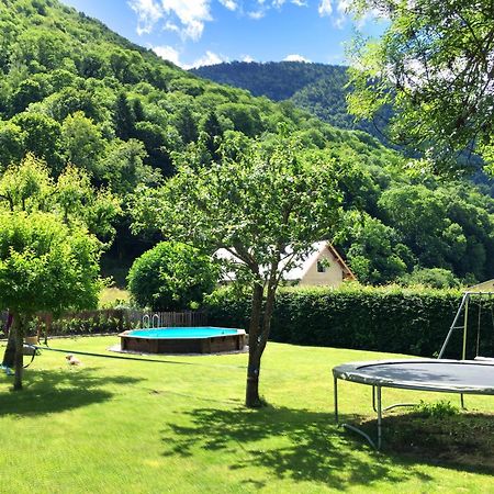 Papilio Bed & Breakfast Montauban-de-Luchon ภายนอก รูปภาพ