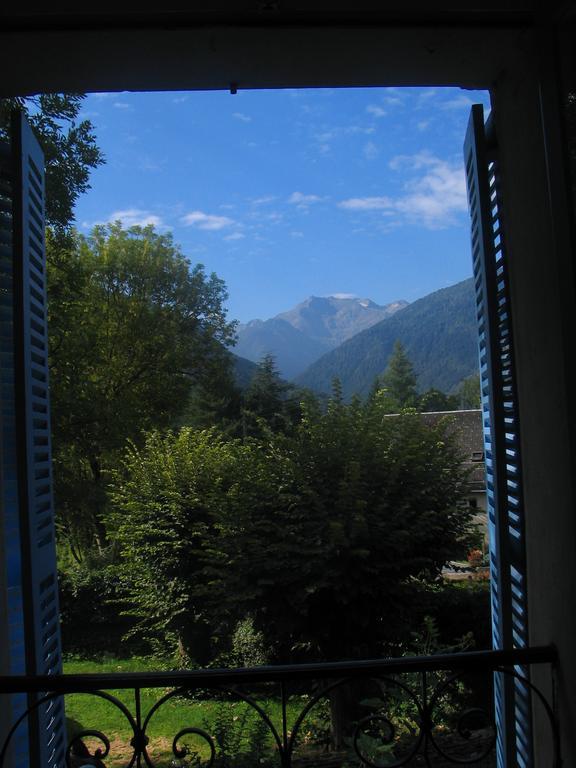 Papilio Bed & Breakfast Montauban-de-Luchon ภายนอก รูปภาพ