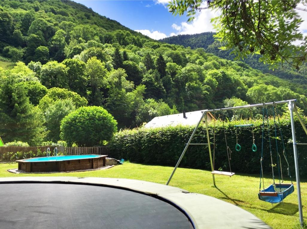Papilio Bed & Breakfast Montauban-de-Luchon ภายนอก รูปภาพ