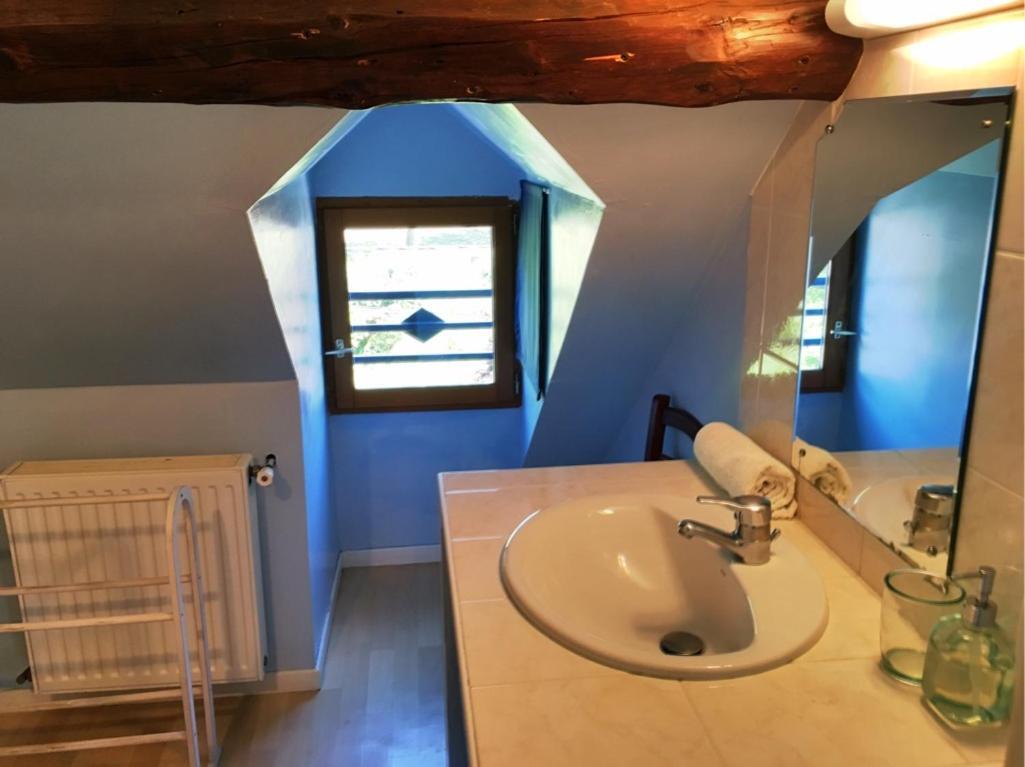 Papilio Bed & Breakfast Montauban-de-Luchon ภายนอก รูปภาพ
